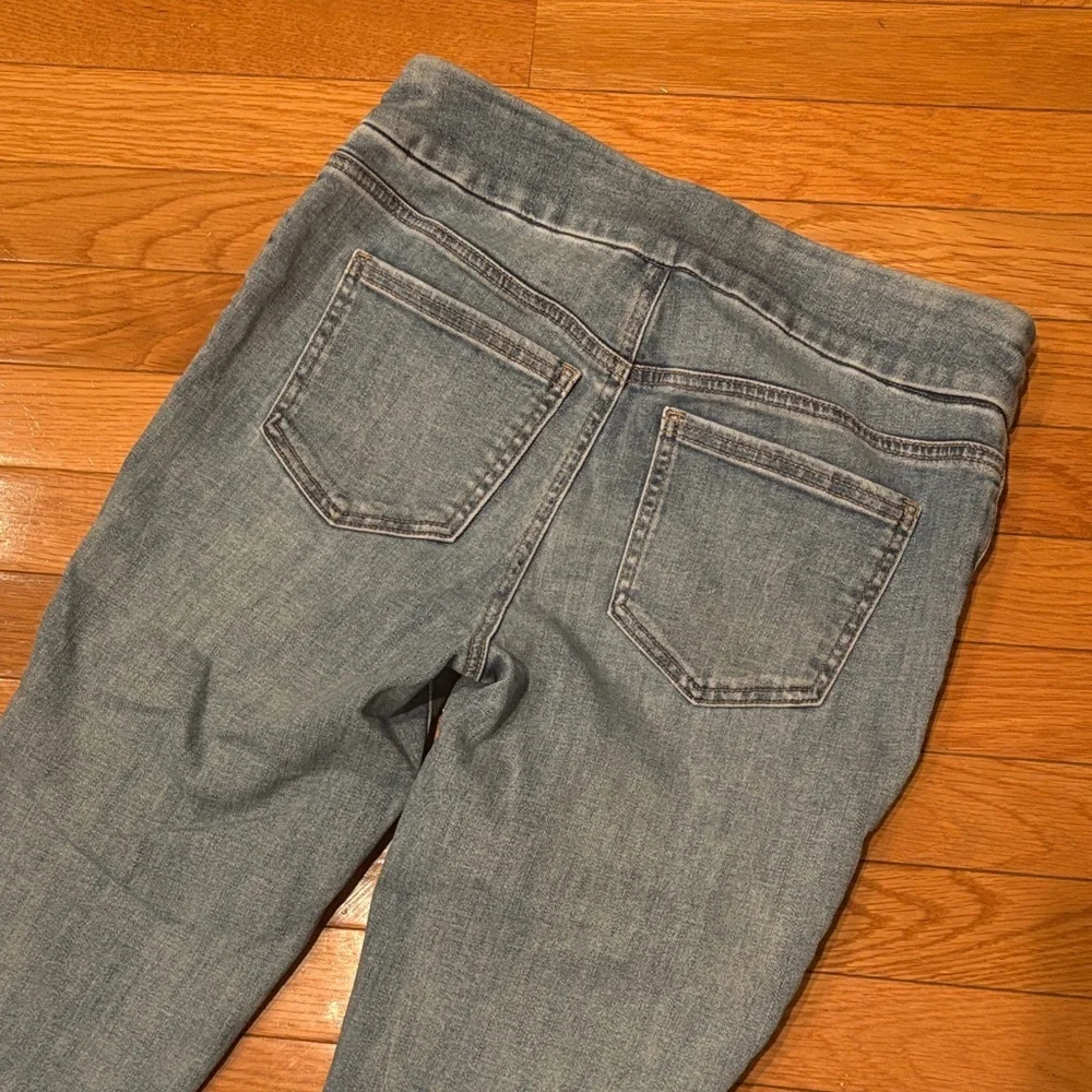 Chico's Light Blue Cropped Jeans - Picture 5 of 6